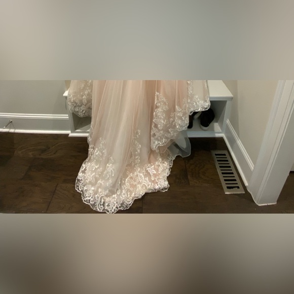 Wedding Dress size 18 - Picture 5 of 5